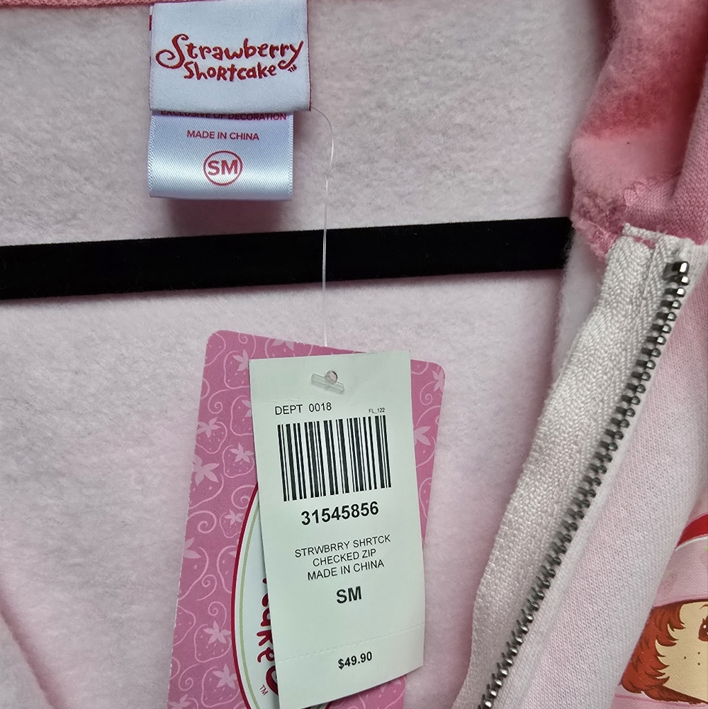Strawberry Shortcake Pink Sweater - Picture 3 of 8